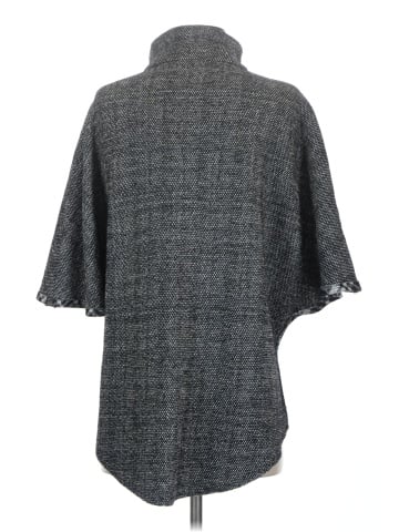 Elliott Lauren Poncho (view 2)