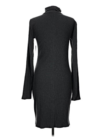 Old Navy Casual Dress (view 2)