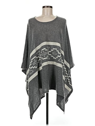 Beryll Poncho (view 1)