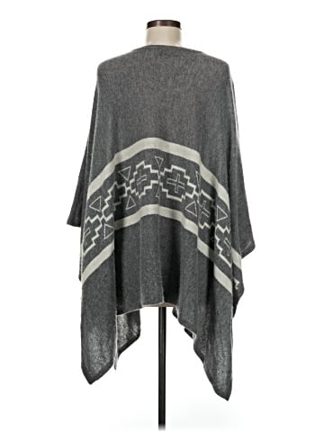 Beryll Poncho (view 2)