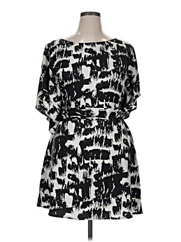 VERTIGO Casual Dress (view 1)