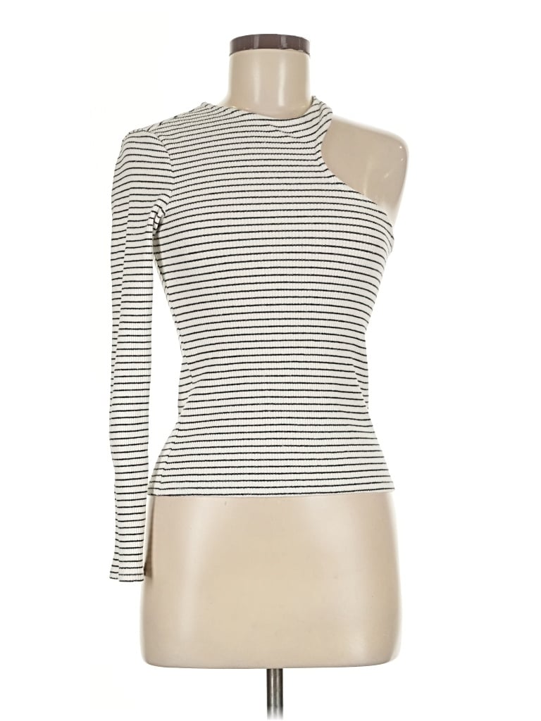 Pre-owned Mng Long Sleeve Turtleneck In Ivory