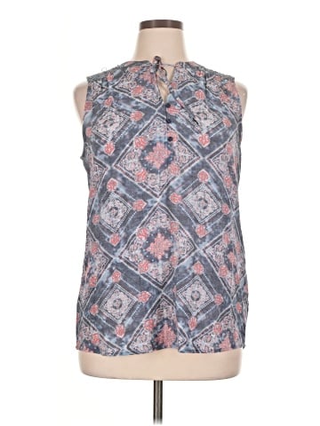 St. John's Bay Sleeveless Button-Down Shirt (view 1)