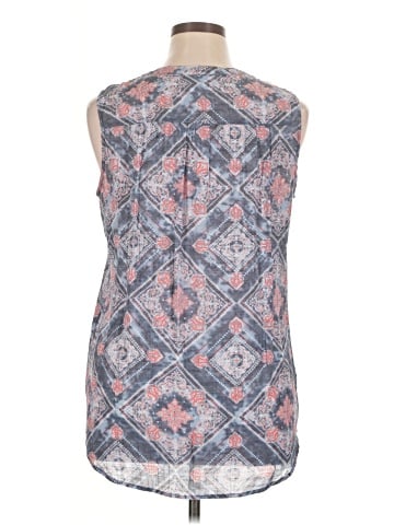 St. John's Bay Sleeveless Button-Down Shirt (view 2)
