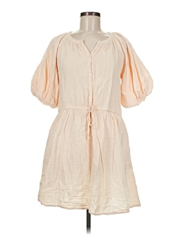 Old Navy Casual Dress (view 1)