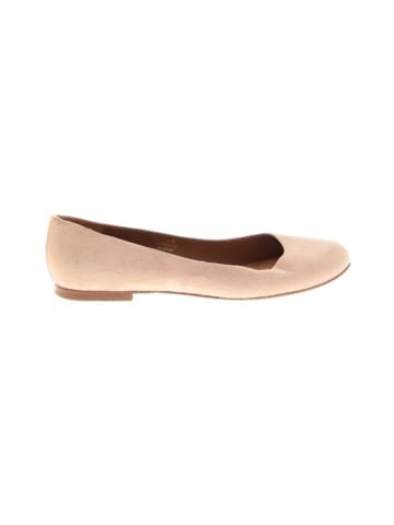 Margaux Flats (view 1)