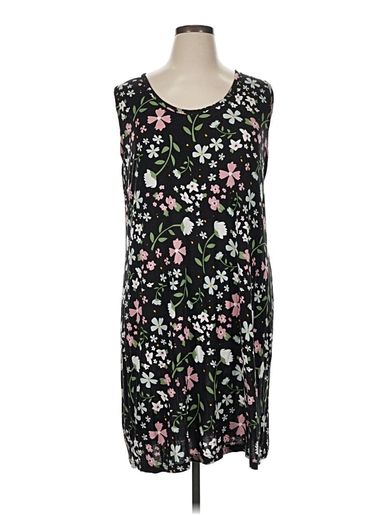 Pre-owned Serra Casual Dress In Black