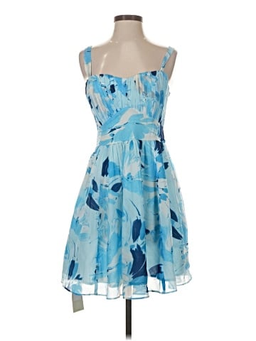Abercrombie & Fitch Cocktail Dress (view 1)