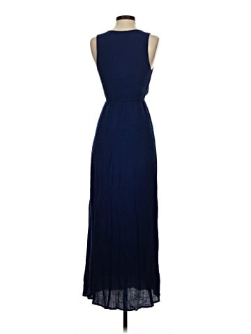 Old Navy Casual Dress (view 2)