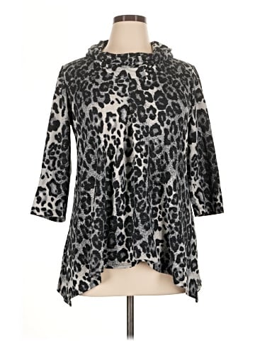 Roz & Ali Poncho (view 1)