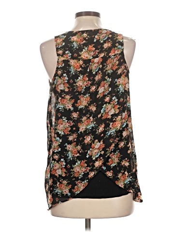 Hem & Thread Sleeveless Blouse (view 2)