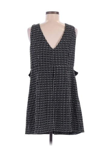 Francesca's Cocktail Dress (view 2)
