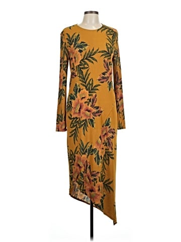 Trafaluc by Zara Casual Dress (view 1)