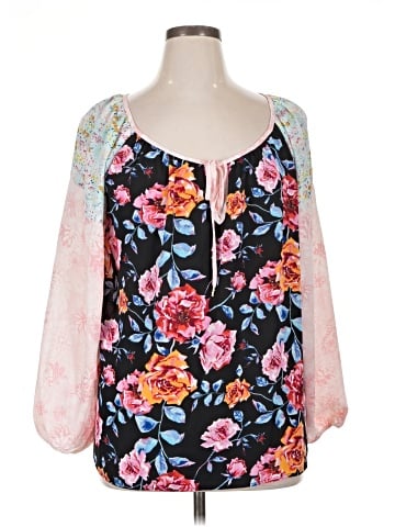 The Pioneer Woman 3/4 Sleeve Blouse (view 1)