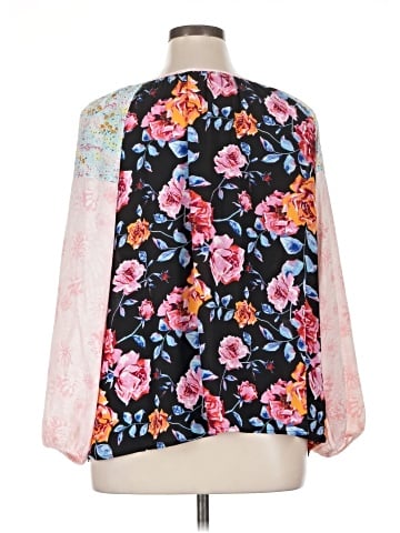 The Pioneer Woman 3/4 Sleeve Blouse (view 2)