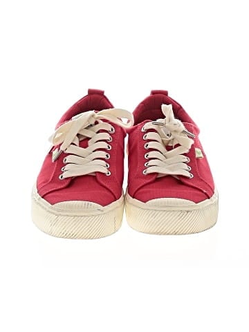 Cariuma Sneakers (view 2)