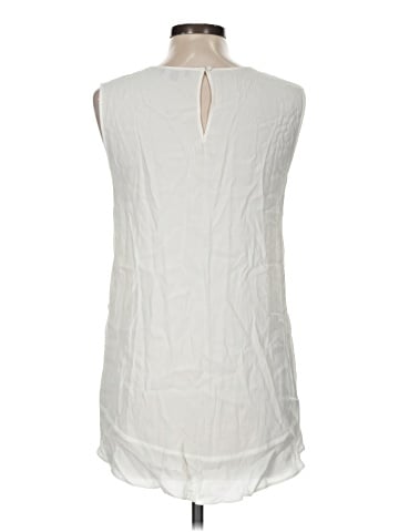 Lord & Taylor Sleeveless T-Shirt (view 2)