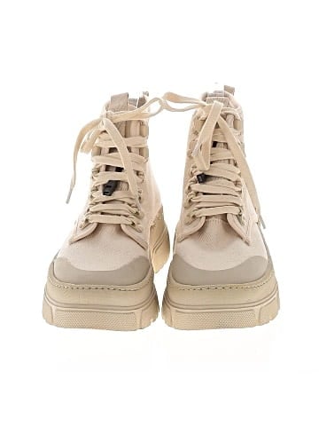 Zara Ankle Boots (view 2)