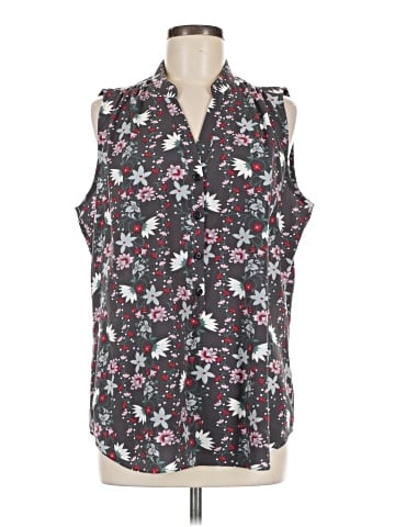 CAbi Sleeveless Button-Down Shirt (view 1)