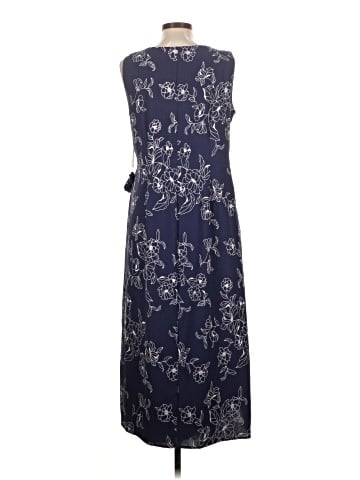 Signature by Robbie Bee Casual Dress (view 2)