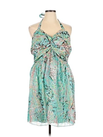 The Pyramid Collection Cocktail Dress (view 1)