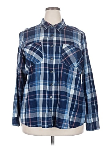 Maurices Long Sleeve Button-Down Shirt (view 1)