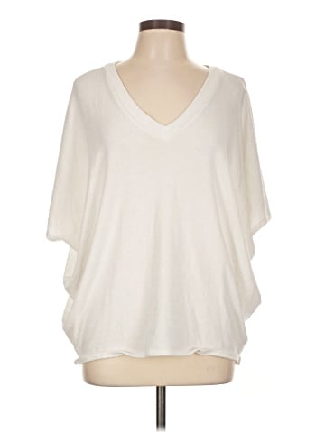 Alya Poncho (view 1)