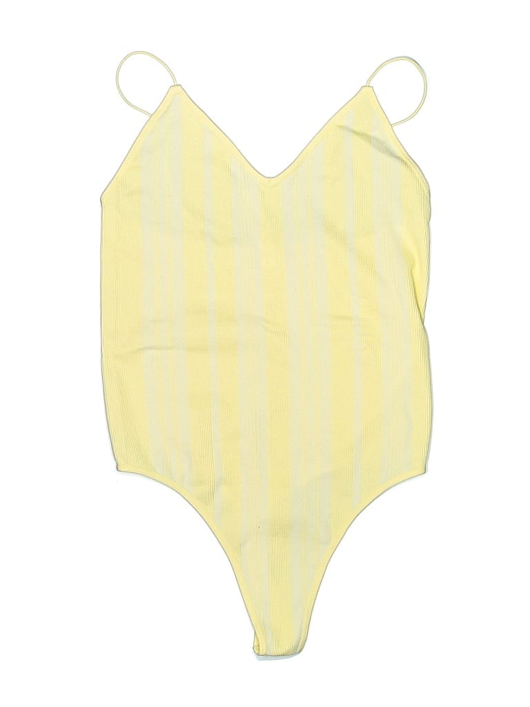 Pre-owned Colsie Bodysuit In Yellow