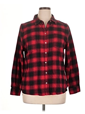 Croft & Barrow Long Sleeve Button-Down Shirt (view 1)