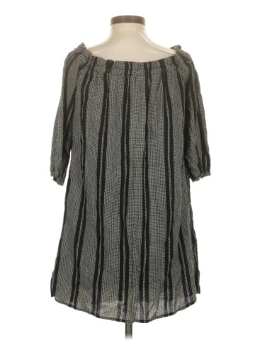 Staccato 3/4 Sleeve Top (view 2)