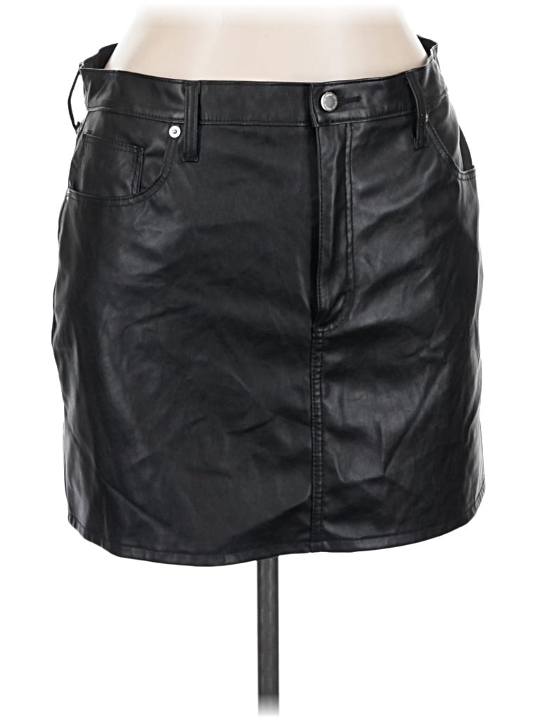 Pre-owned Universal Thread Faux Leather Skirt In Black