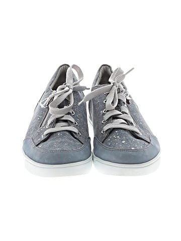 Munro American Sneakers (view 2)