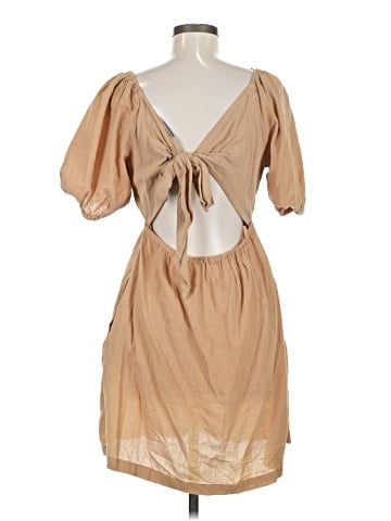 Old Navy Casual Dress (view 2)