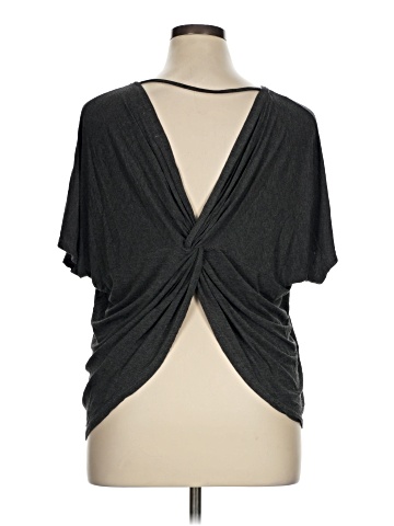 Amaryllis Short Sleeve Top (view 2)