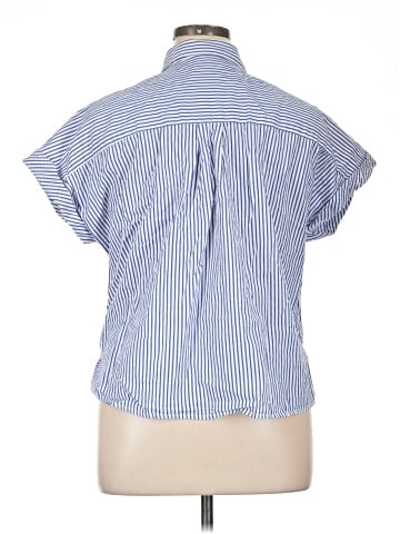 Jaclyn Smith Short Sleeve Button-Down Shirt (view 2)