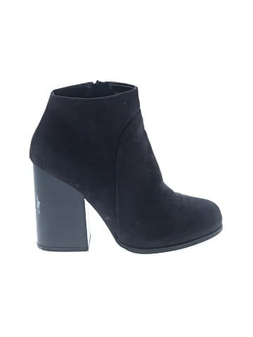 Speed Limit 98 Ankle Boots (view 1)