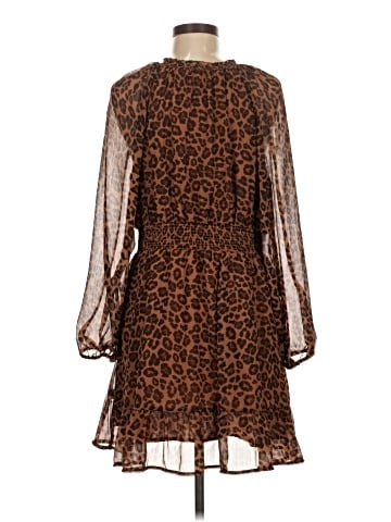 Old Navy Casual Dress (view 2)