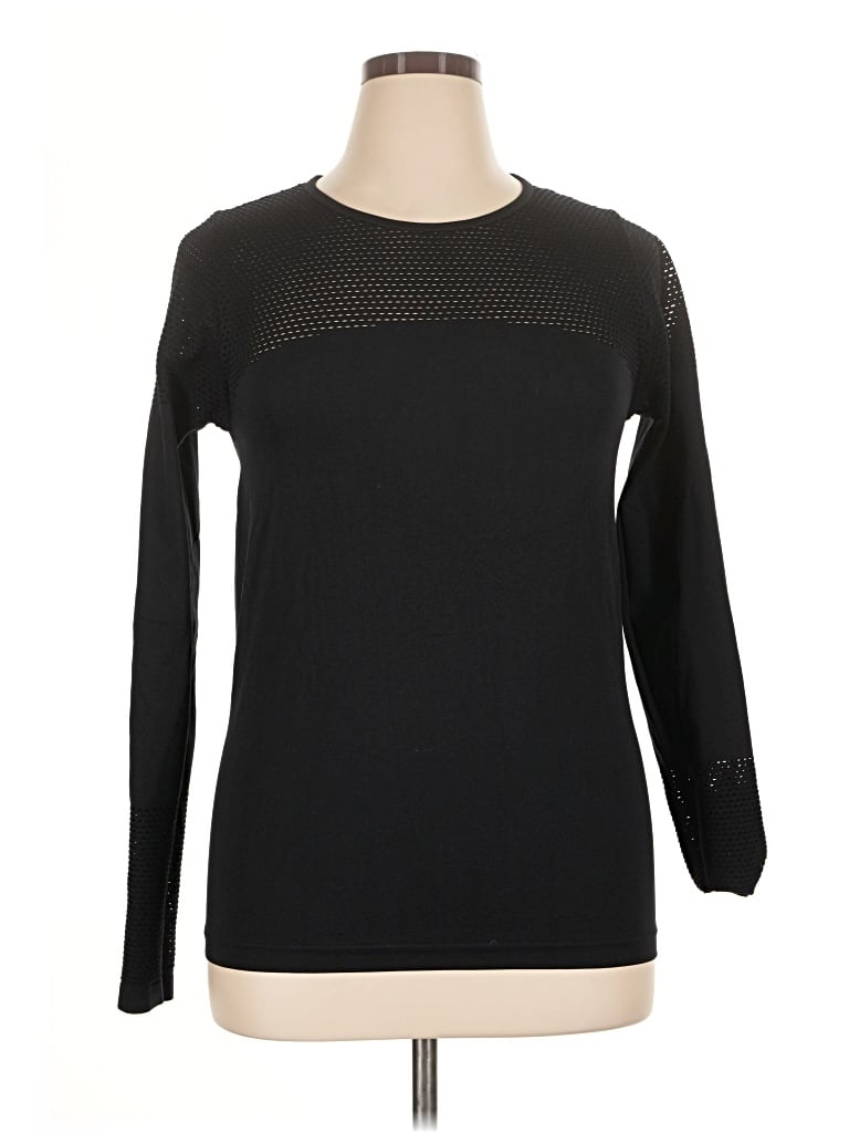 Pre-owned Fabletics Long Sleeve T-shirt In Black