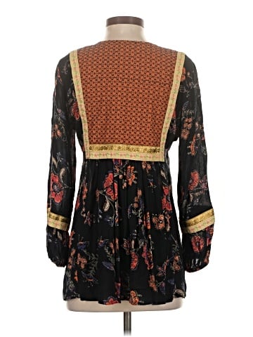 RD & KoKo 3/4 Sleeve Blouse (view 2)