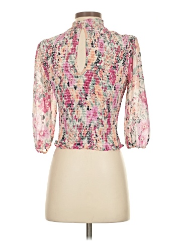 Socialite 3/4 Sleeve Blouse (view 2)