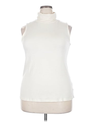 Scoop Sleeveless T-Shirt (view 1)