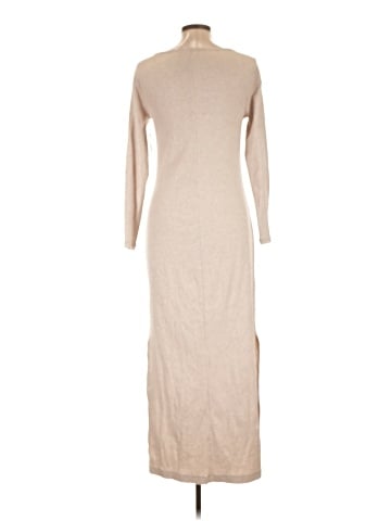 Old Navy Casual Dress (view 2)