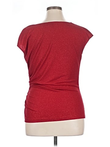 Ronni Nicole Sleeveless Blouse (view 2)
