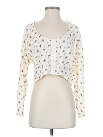 Urban Outfitters Long Sleeve T-Shirt (view 1)