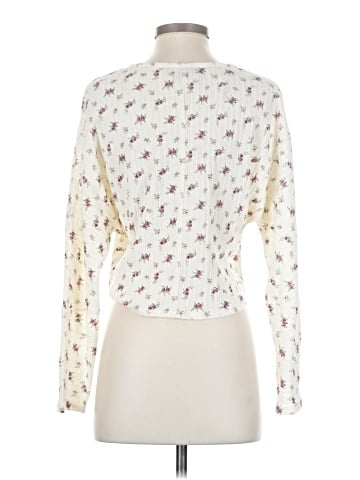 Urban Outfitters Long Sleeve T-Shirt (view 2)