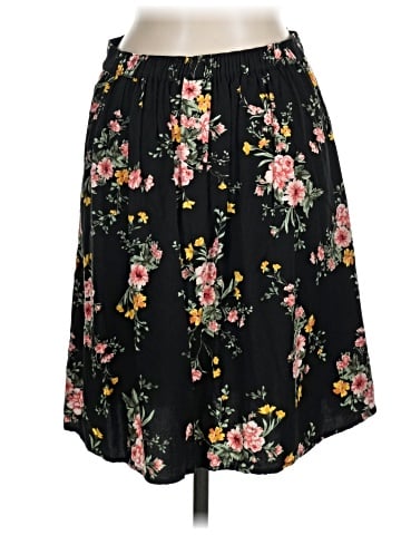 Old Navy Casual Skirt (view 2)