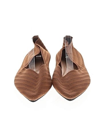 Unbranded Flats (view 2)