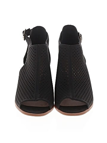 Jessica Simpson Sandals (view 2)