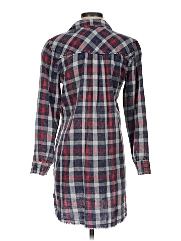 SNEAK PEEK 3/4 Sleeve Button-Down Shirt (view 2)