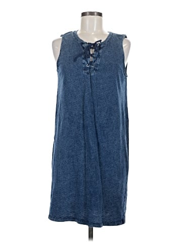 Jane and Delancey Casual Dress (view 1)